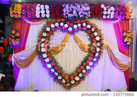 Prayer at Traditional Hindu wedding ceremony 110771668