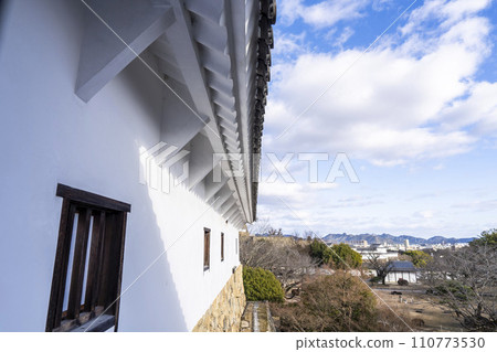 National Treasure Himeji Castle Scenery inside the castle grounds seen from the Nishinomaru window Himeji City, Hyogo Prefecture National Treasure Himeji Castle Scenery inside the castle grounds seen from the Nishinomaru window Himeji City, Hyogo Prefecture 110773530