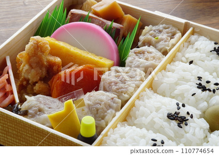 Shumai bento Shumai bento 110774654