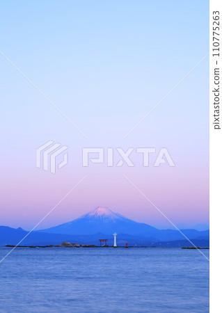 Venus Belt Fuji seen from Manase Coast 110775263