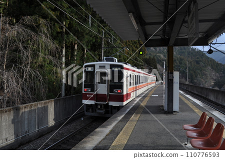 Noiwa Railway Kawaji Onsen Station Noiwa Railway Kawaji Onsen Station 110776593