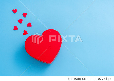 Heart-shaped present box Heart-shaped present box 110778148