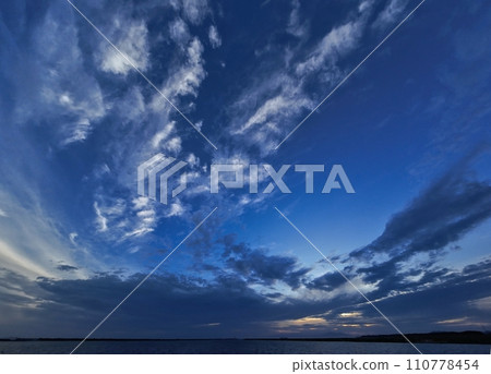 Evening sky and port with various clouds spread out / Summer / Ultra wide angle / Sky-based / 230712pm 110778454