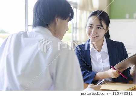 女老師和男學生受訪 110778811