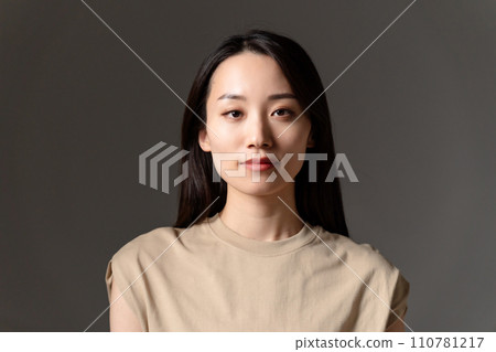 Beauty image Portrait of young woman Beauty image Portrait of young woman 110781217