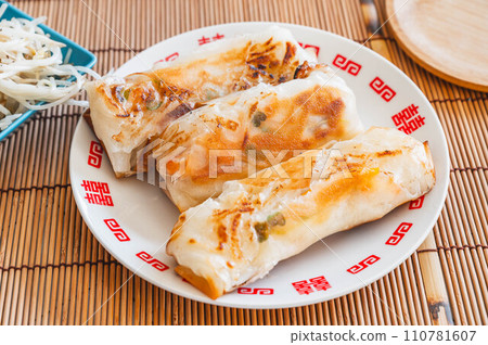 Grilled radish spring rolls Grilled radish spring rolls 110781607