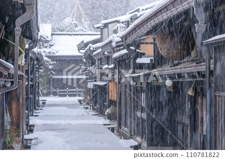 240108 Sanmachi g049 110781822