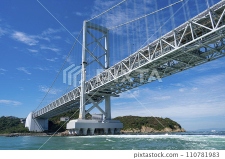 Scenery of Onaruto Bridge, Naruto Strait, Naruto City, Tokushima Prefecture 110781983