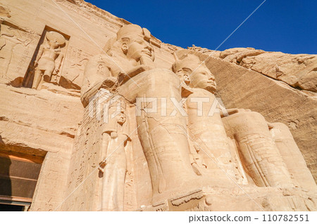 阿布辛拜勒神廟 110782551