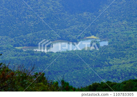 從熊寒嶽山頂看到的葫蘆沼 110783305