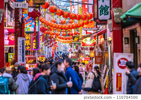 Japan's Yokohama cityscape Replaced by JN.1...bustling Chinatown, market street (back of screen), etc...=January 19, 2020 Japan's Yokohama cityscape Replaced by JN.1...bustling Chinatown, market street (back of screen), etc...=January 19, 2020 110784500