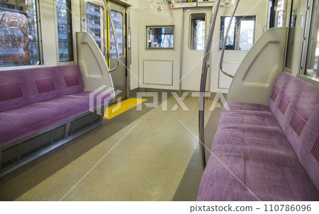 京王線新宿府中站方向府中站家汽車座椅門 110786096