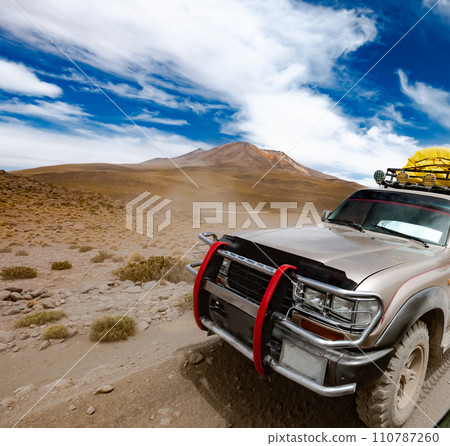 Tour offroad car in Bolivian desert 110787260
