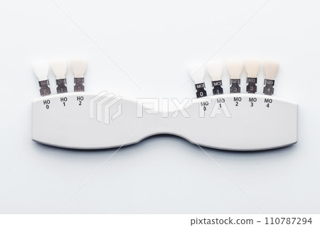 Dental color palette Dental color palette 110787294
