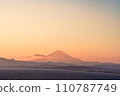 Sunset and Mt. Fuji silhouette seen from Enoshima 110787749