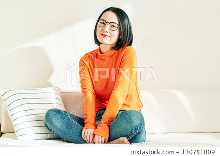 Young lady's portrait Young lady's portrait 110791009