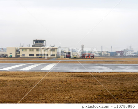 Scenery of Yao Airport in the rain Scenery of Yao Airport in the rain 110793990