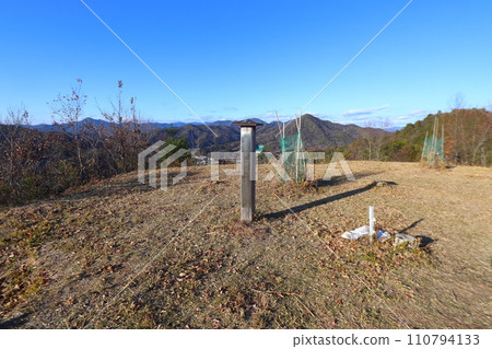 常屋城遺址 山頂後的城堡風景（兵庫縣姬路市小寺） 110794133