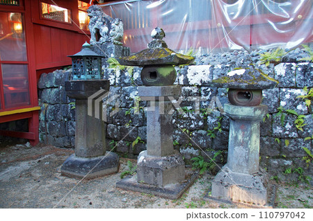 日光二荒山神社的石燈籠【栃木縣日光市】 110797042