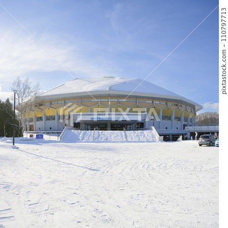 Makomanai Indoor Stadium (Makomanai Sekisui Heim Arena) 110797713