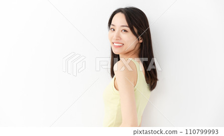 美女形象:轉身的女人 美女形象:轉身的女人 110799993
