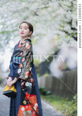 一個女人在hakama 一個女人在hakama 110800033