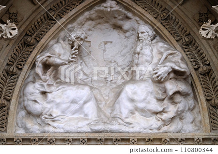 Holy Trinity, portal of the Zagreb cathedral Holy Trinity, portal of the Zagreb cathedral 110800344