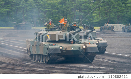 Ground Self-Defense Force Type 90 tank running Ground Self-Defense Force Type 90 tank running 110802411