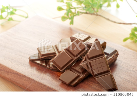 Bar of chocolate Bar of chocolate 110803045