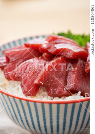 Bluefin tuna pickled rice bowl 110804062