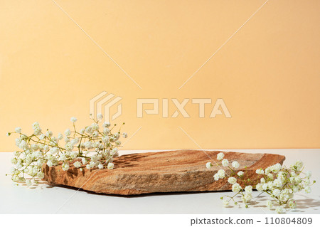 Stone display mockup for advertising against beige background 110804809