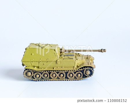 World war 2 tank model toy isolated on white background 110808152