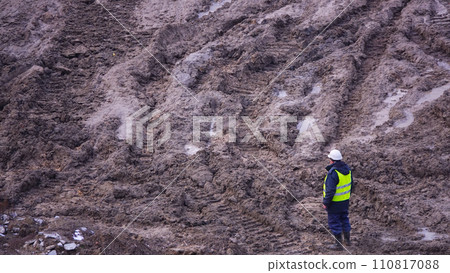 Kiev, Ukraine March 13, 2019: Workers - zero-cycle construction of the foundation of an entertainment center Kiev, Ukraine March 13, 2019: Workers - zero-cycle construction of the foundation of an entertainment center 110817088