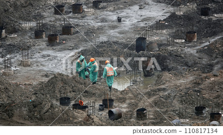 Kiev, Ukraine March 13, 2019:  Workers - zero-cycle construction of the foundation of an entertainment center 110817134