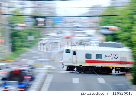 Easti-D Kiya E193綜合檢查車在金町站檢查貨船 Easti-D Kiya E193綜合檢查車在金町站檢查貨船 110820013