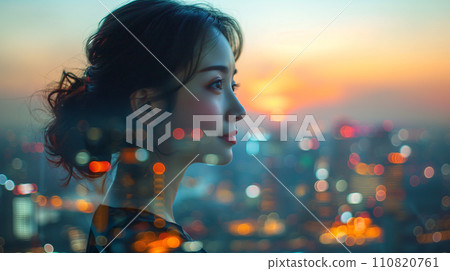 Cityscape and smiling woman 110820761