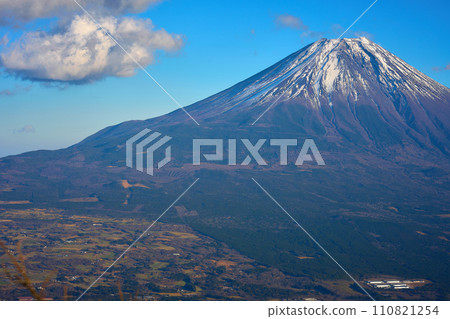 從毛無山眺望富士山 110821254