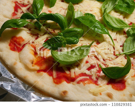 烤比薩餅 110829381