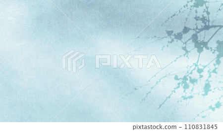 日本紙藝術的靈感來自早春，梅樹的輪廓 110831845