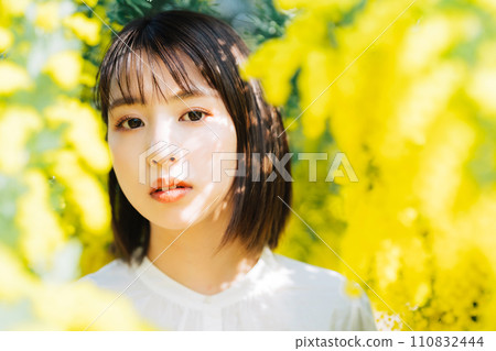 Botanical beauty image Botanical beauty image 110832444