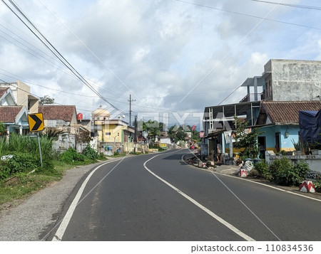 Street on the edge of town Street on the edge of town 110834536