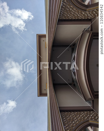 A special mosque building in South Asian style but with Islamic culture 110834542