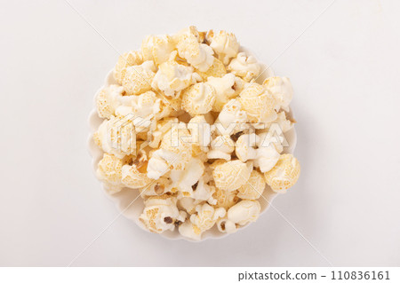 Popcorn quattro cheese 110836161