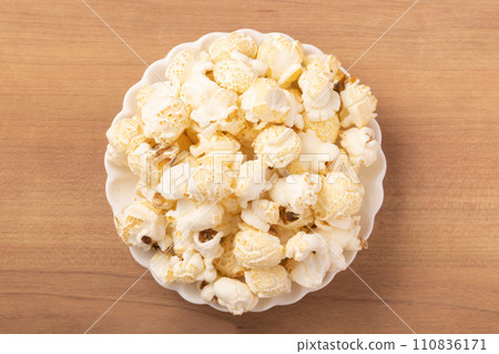 爆米花 quattro 起司 爆米花 quattro 起司 110836171