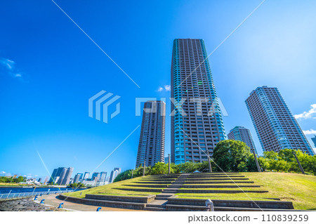 日本東京城市景觀,俯瞰大川端河城21等=2020年8月5日 日本東京城市景觀,俯瞰大川端河城21等=2020年8月5日 110839259