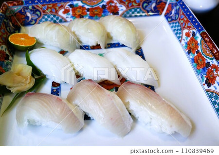 方盤上的握壽司 方盤上的握壽司 110839469