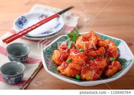 Freshly made shrimp chili 110840764