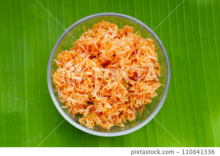 Sweet and sour crispy noodles Sweet and sour crispy noodles 110841336