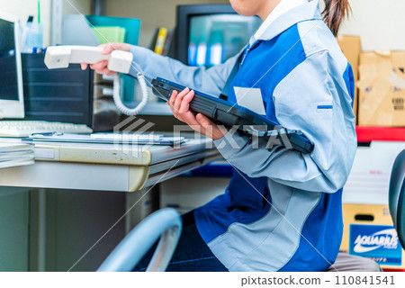 People working in backyard office space People working in backyard office space 110841541