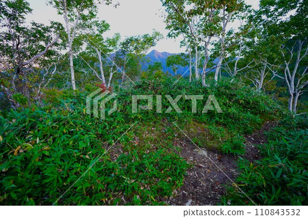 Petegari山山路的山脊峰和1839峰 110843532